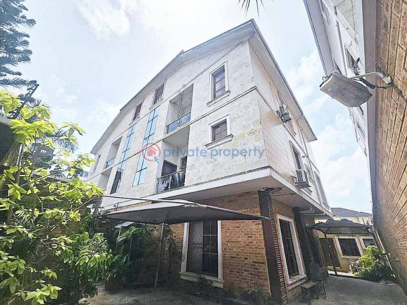 Well maintained 5-bedroom solidly built semi detached house - 4 5 bedroom Semi detached Duplex For Sale Banana Island Ikoyi Lagos - 4