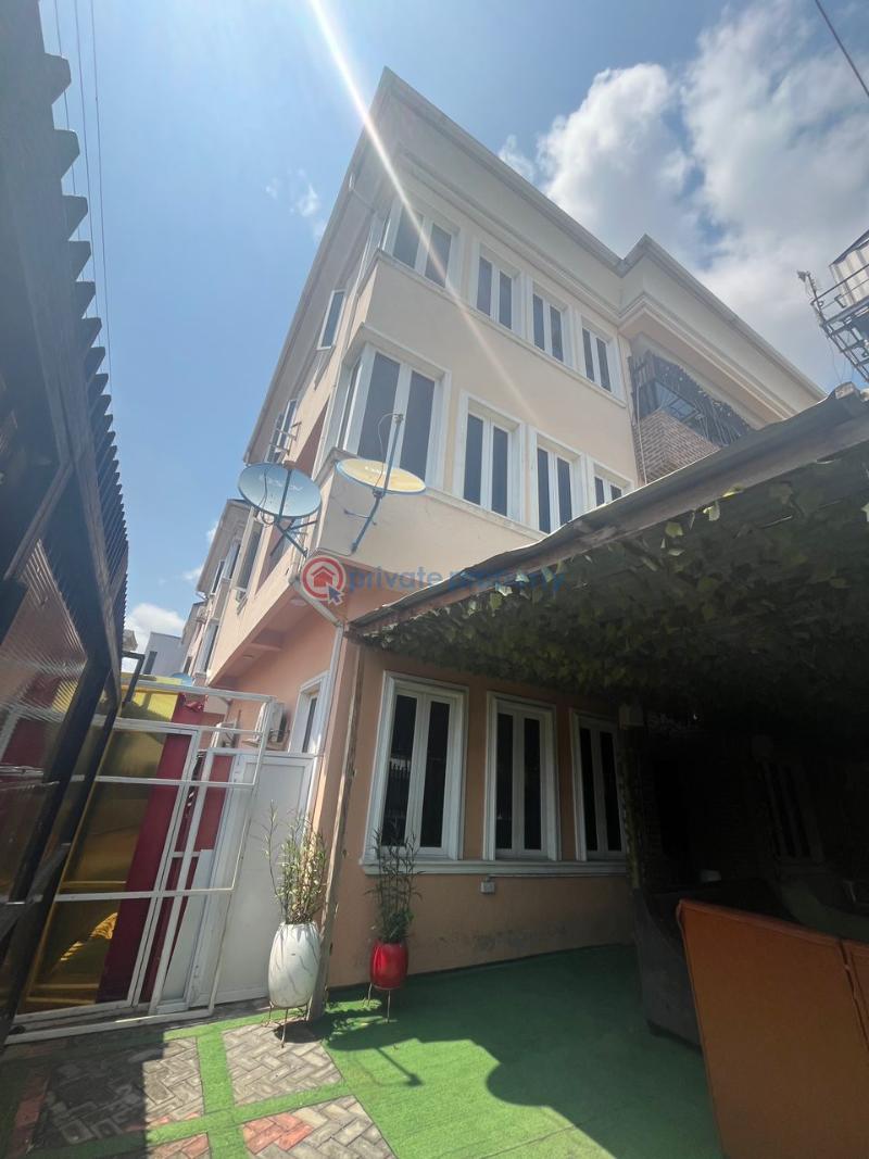 6 bedroom Detached Duplex For Rent Ikate Elegushi Lekki Lagos - 4