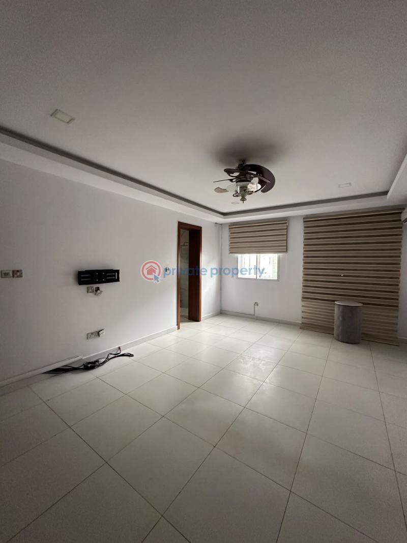 3 bedroom Shared Apartment For Rent Parkview Estate Ikoyi Lagos - 15