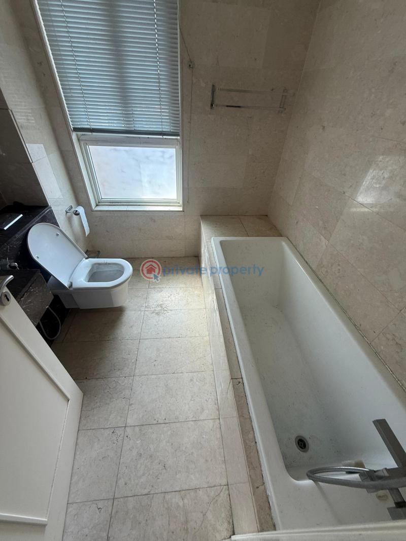 Well maintained & spacious 4 bedroom apartment on 9th floor - 7 4 bedroom Shared Apartment For Rent Old Ikoyi Lagos - 7