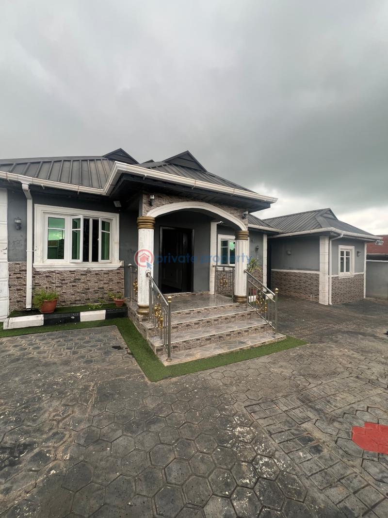 5 bedroom Block Of Flats For Sale Idi Obi Ido Ibadan Oyo - 0