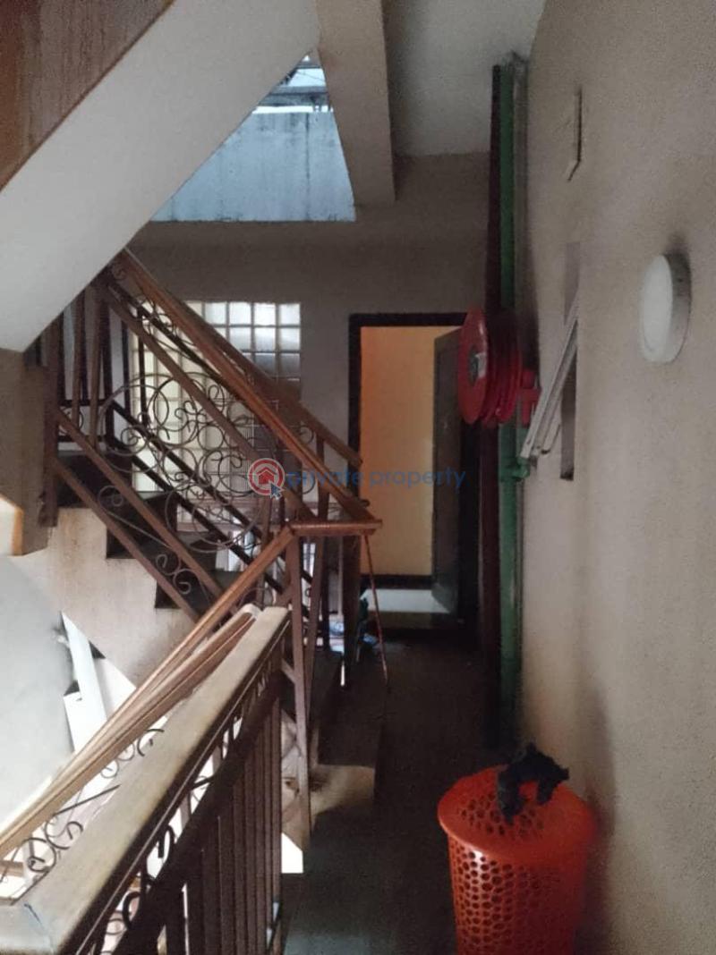3 bedroom House For Rent 2nd Avenue Ikoyi Lagos - 12