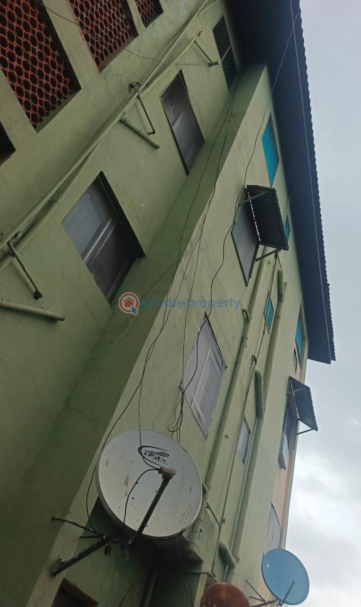 10 bedroom Flat & Apartment For Sale Gbagada Lagos