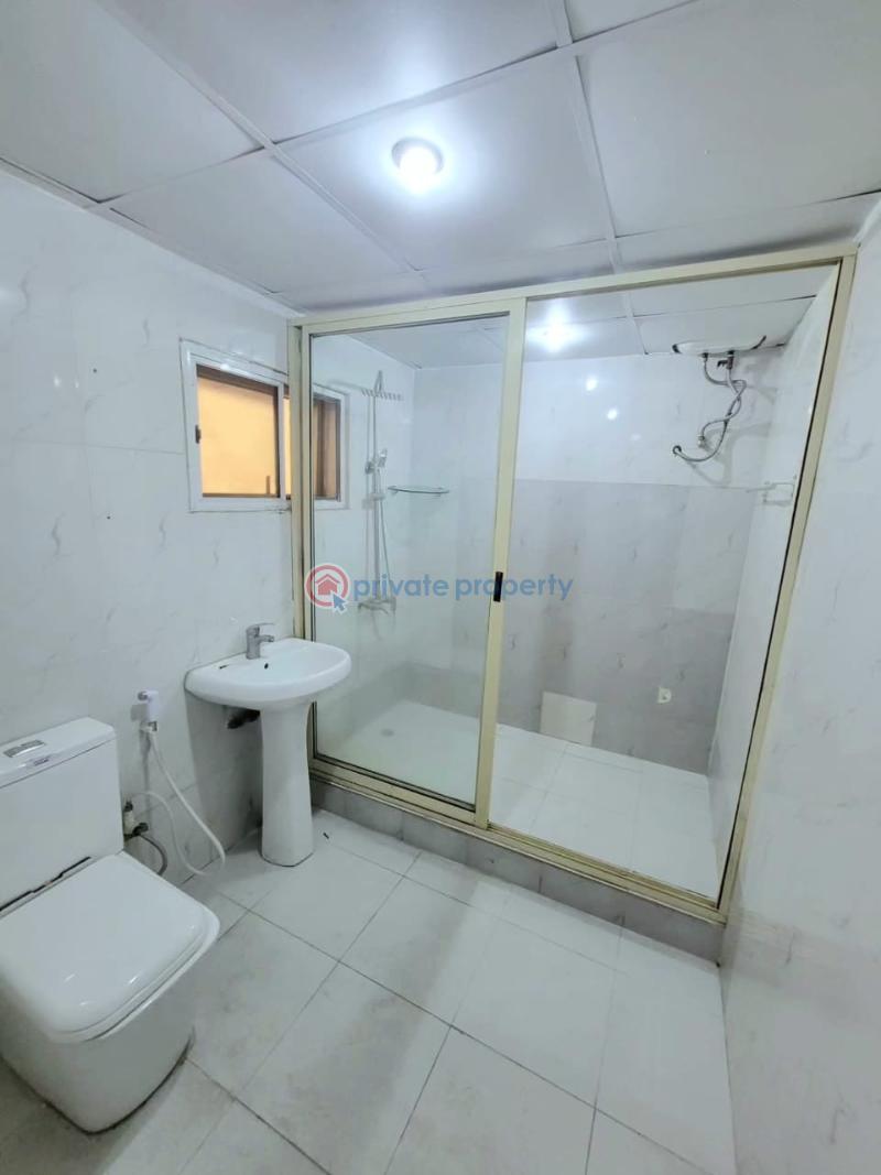 Well maintained fully serviced waterfront 3-bedroom flat - 12 3 bedroom Flat & Apartment For Rent Old Ikoyi Lagos - 12