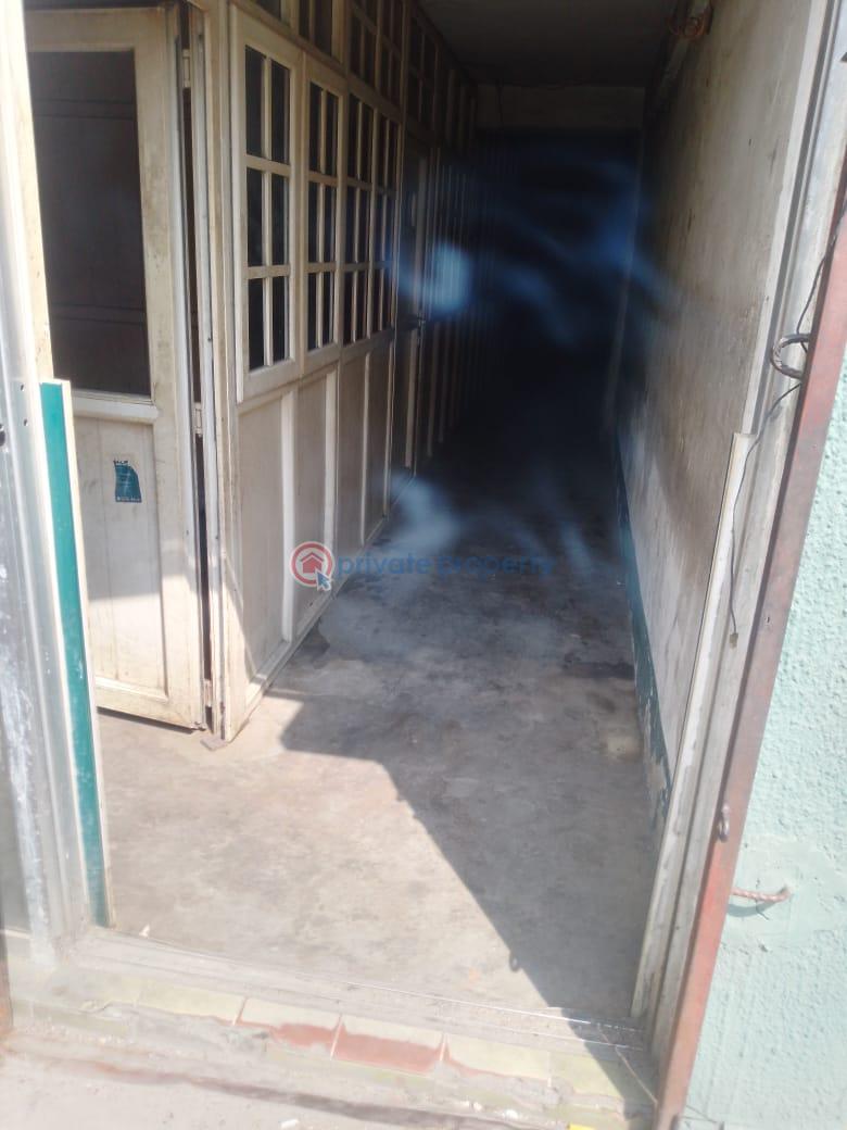 7 bedroom Townhouse For Sale Ikotun Ikotun/Igando Lagos - 2
