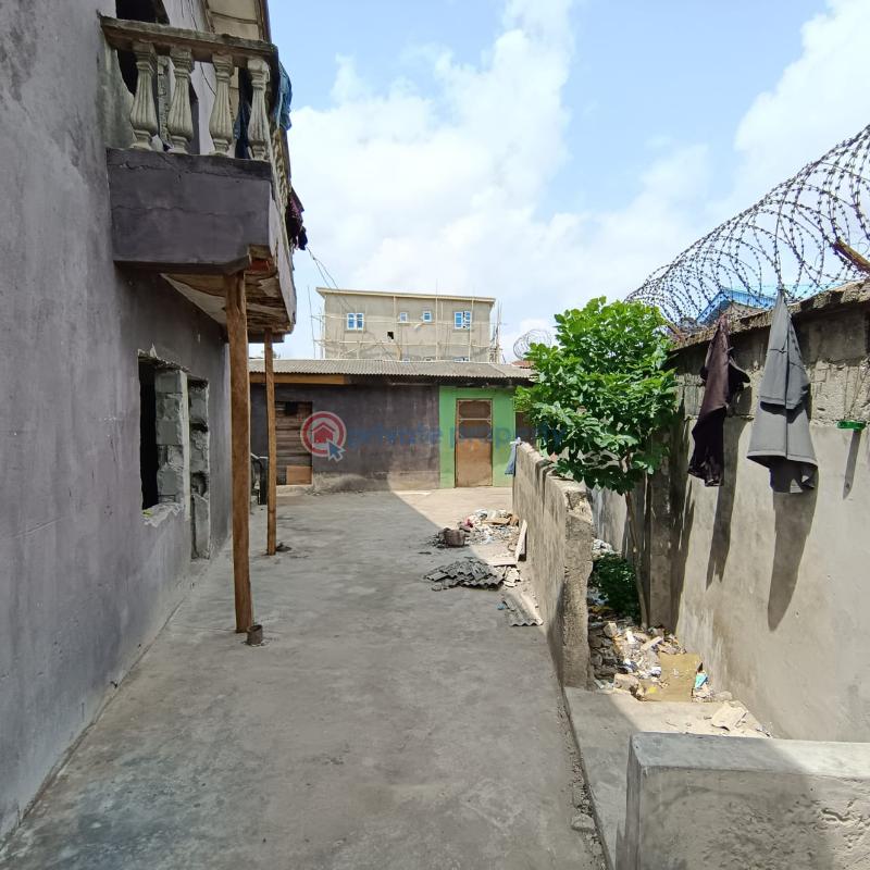 7 bedroom Townhouse For Sale Ikotun Ikotun/Igando Lagos - 3