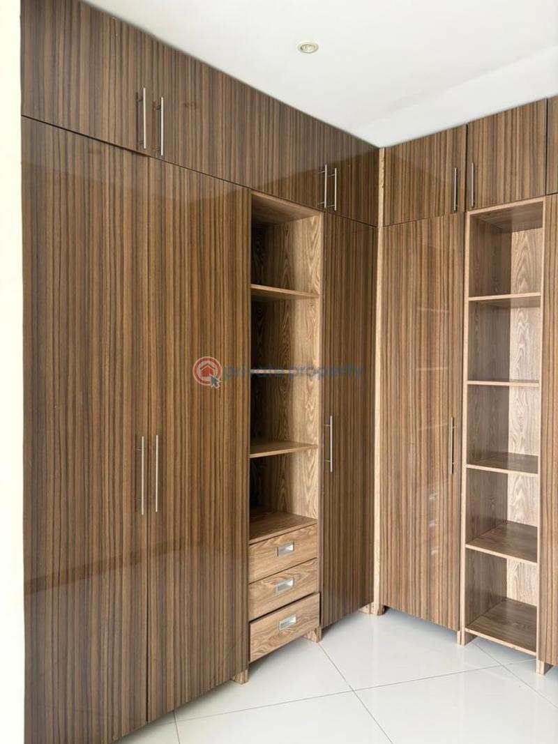 4 bedroom Shared Apartment For Rent Victoria Island Lagos - 1