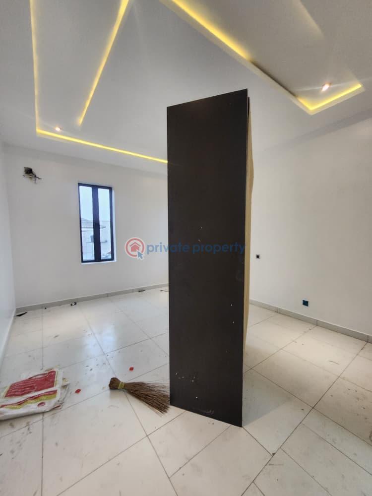 1 bedroom Mini Flat For Rent Lekki Phase 1 Lagos - 12