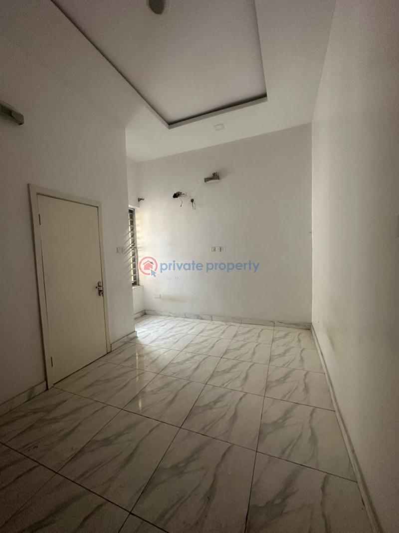 1 bedroom Self Contain For Rent Ikot Gra Ikota Lekki Lagos - 3
