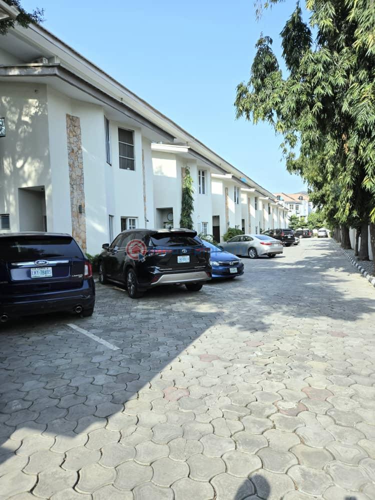Well maintained self service 2 units of 3-bedroom terrace duplex - 13 3 bedroom Terraced Duplex For Rent Oniru Victoria Island Lagos - 13