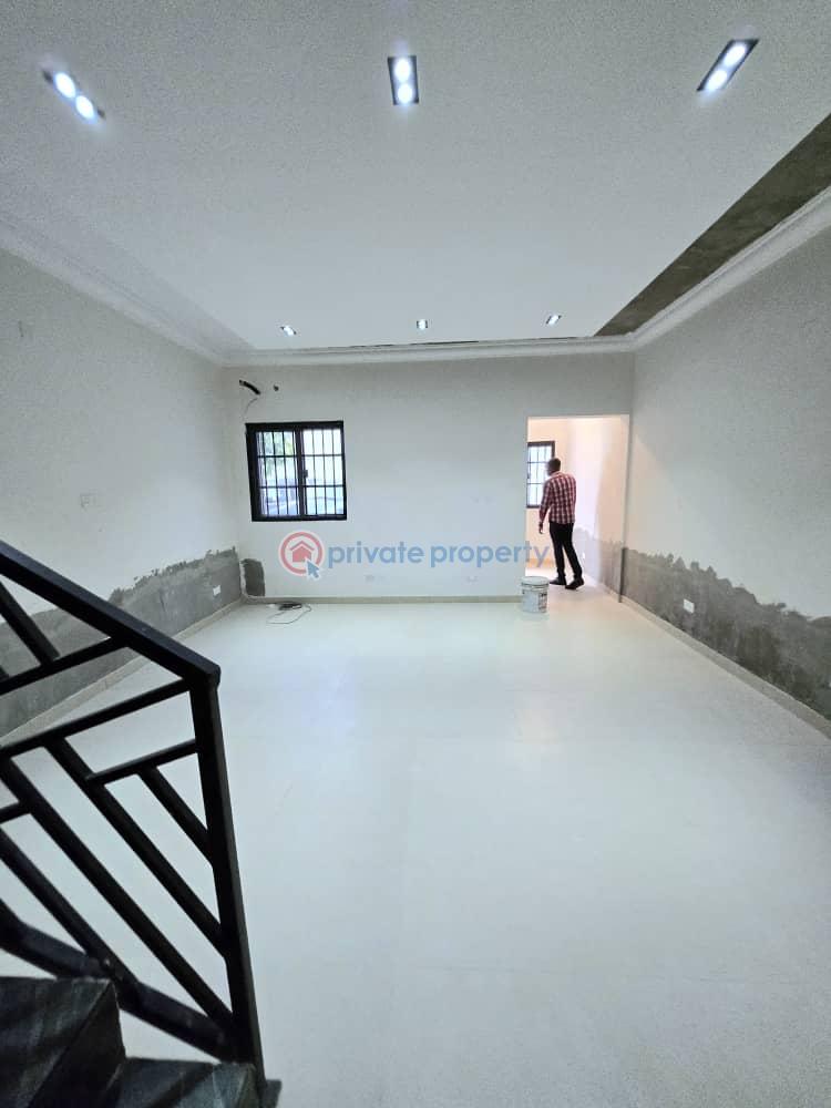 Well maintained self service 2 units of 3-bedroom terrace duplex - 8 3 bedroom Terraced Duplex For Rent Oniru Victoria Island Lagos - 8