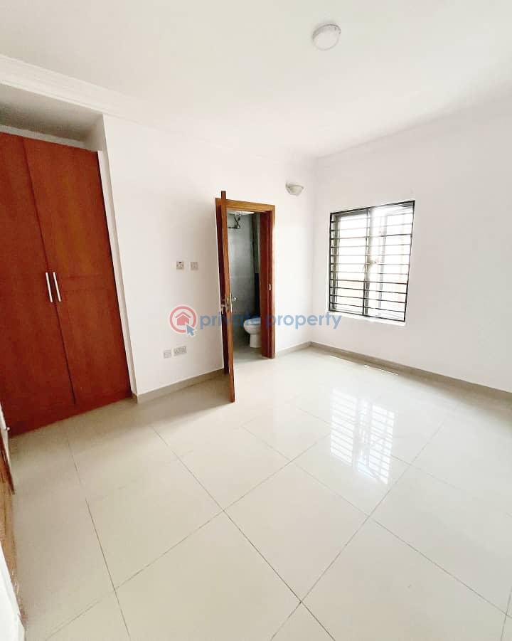 Well maintained, self service 3 bedroom apartment - 9 3 bedroom Flat & Apartment For Sale Lekki Phase 1 Lagos - 9