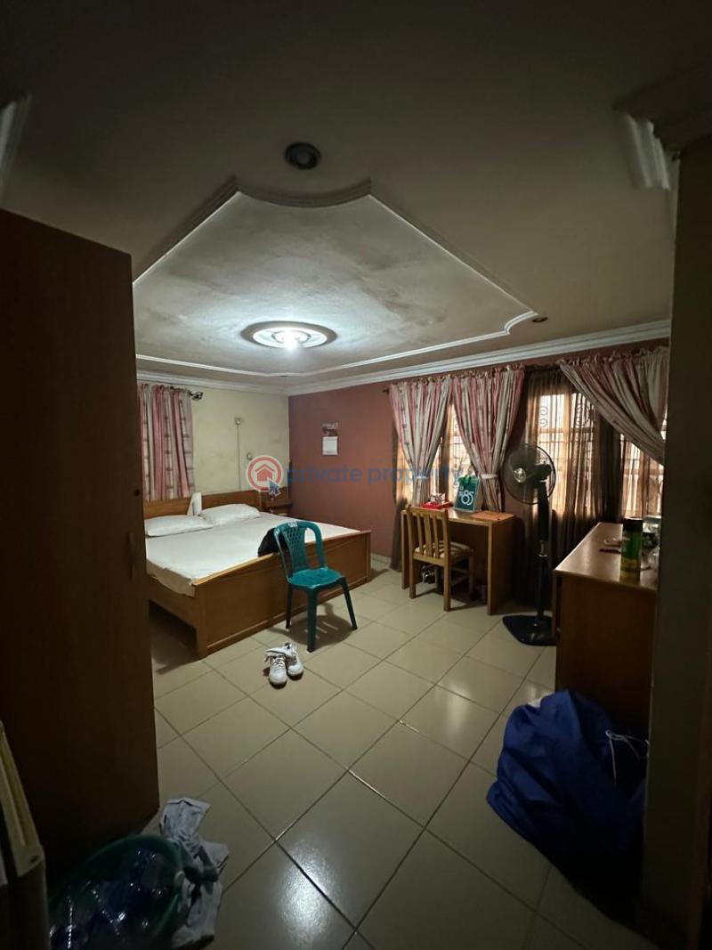 4 bedroom Semi detached Duplex For Sale Gbagada Lagos - 3