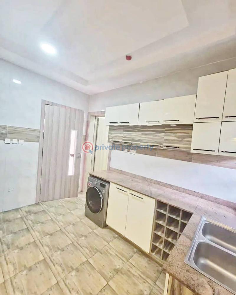 Well maintained service 6-bedroom terrace duplex - 3 6 bedroom Terraced Duplex For Rent Old Ikoyi Lagos - 3