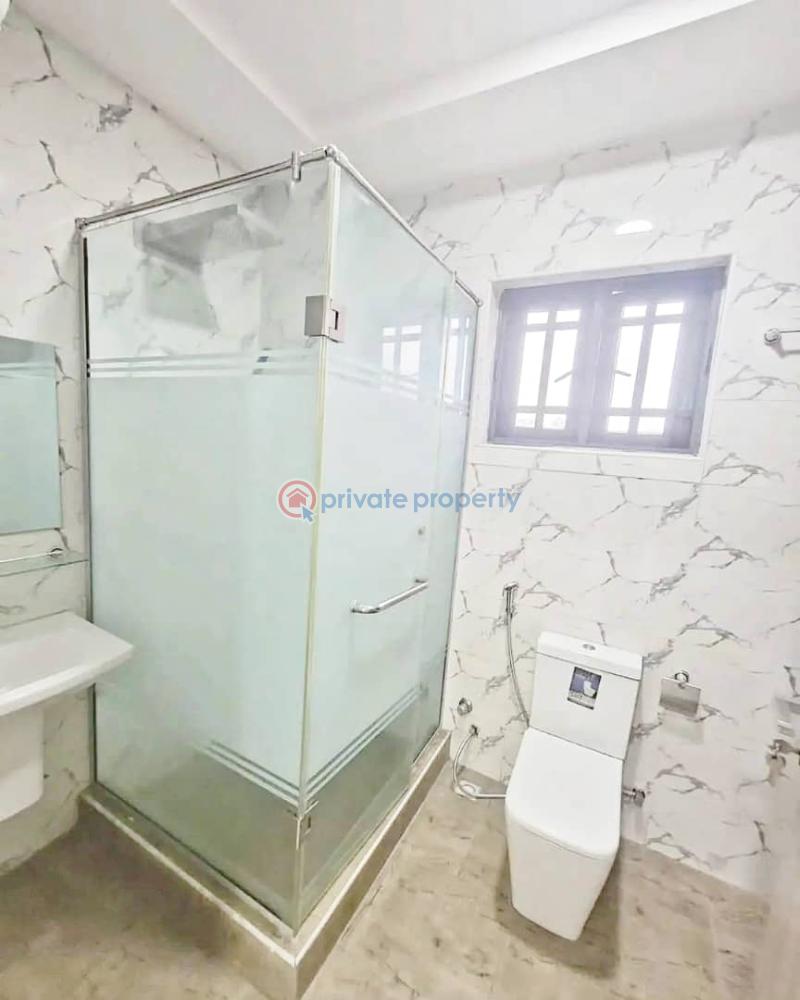 Well maintained service 6-bedroom terrace duplex - 14 6 bedroom Terraced Duplex For Rent Old Ikoyi Lagos - 14
