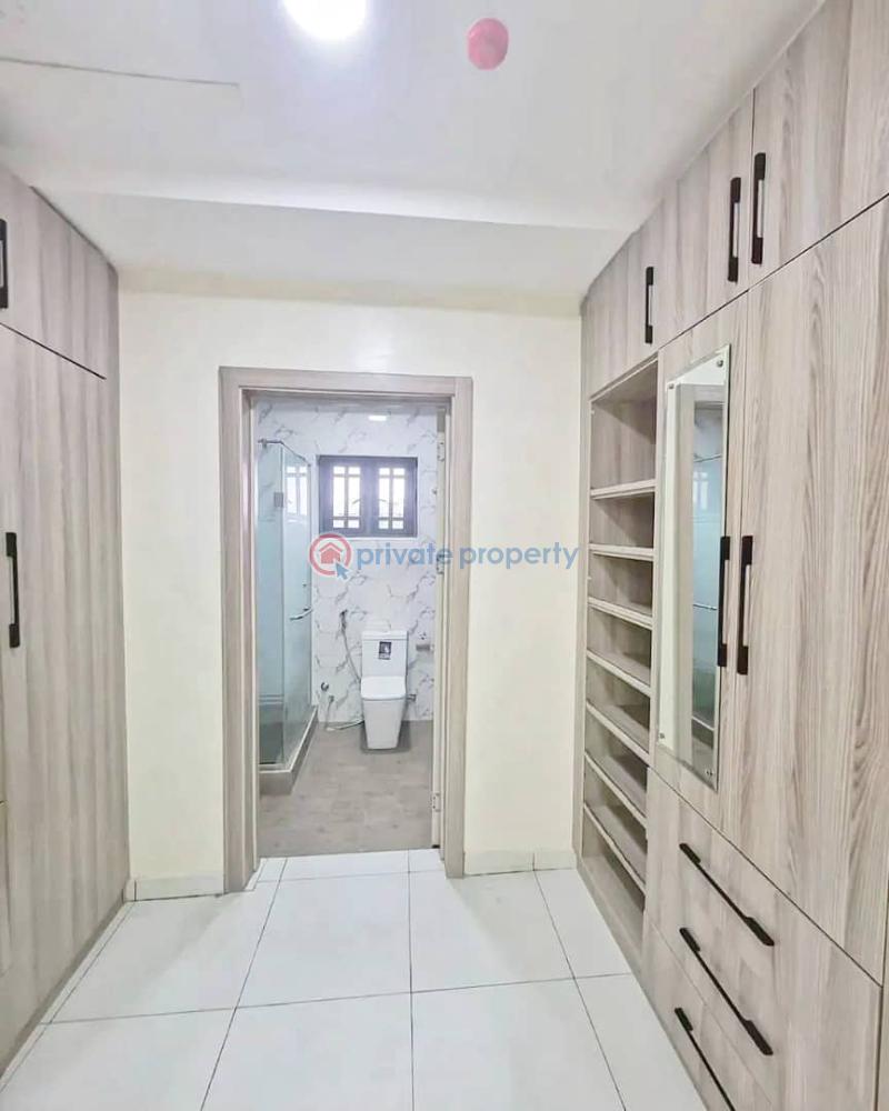 Well maintained service 6-bedroom terrace duplex - 13 6 bedroom Terraced Duplex For Rent Old Ikoyi Lagos - 13