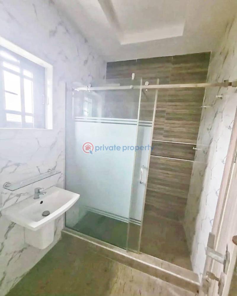 Well maintained service 6-bedroom terrace duplex - 15 6 bedroom Terraced Duplex For Rent Old Ikoyi Lagos - 15