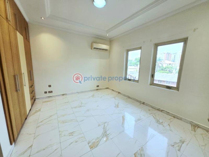 4 bedroom Terraced Duplex For Rent Old Ikoyi Lagos - 5