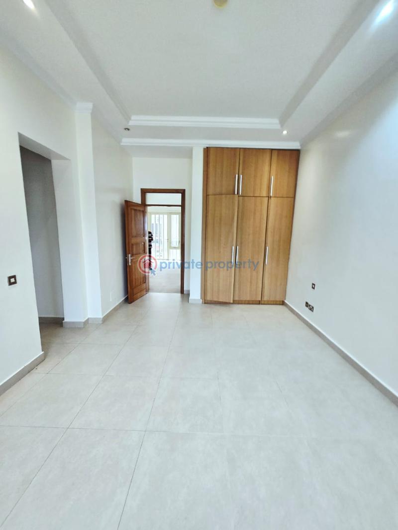 4 bedroom Terraced Duplex For Rent Old Ikoyi Lagos - 10