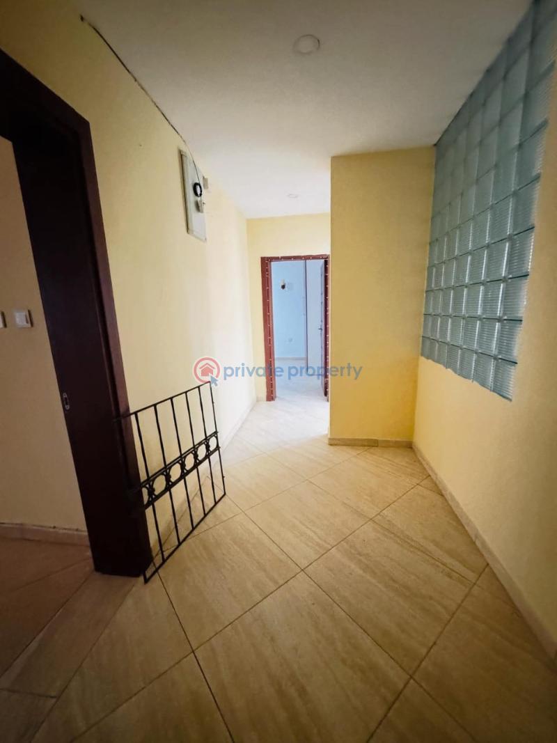 Well maintained serviced two 2-bedroom with bq - 1 2 bedroom Flat & Apartment For Rent Oniru Victoria Island Lagos - 1