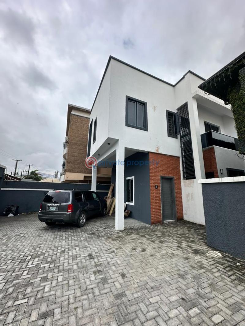 1 bedroom Room or Boys Quarter For Rent Lekki Phase 1 Lagos - 0