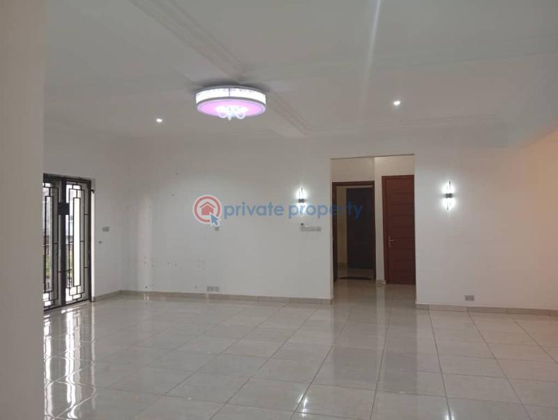 Well maintained spacious 3 bedroom apartment with ample parking space - 2 3 bedroom Block Of Flats For Rent Parkview Estate Ikoyi Lagos - 2