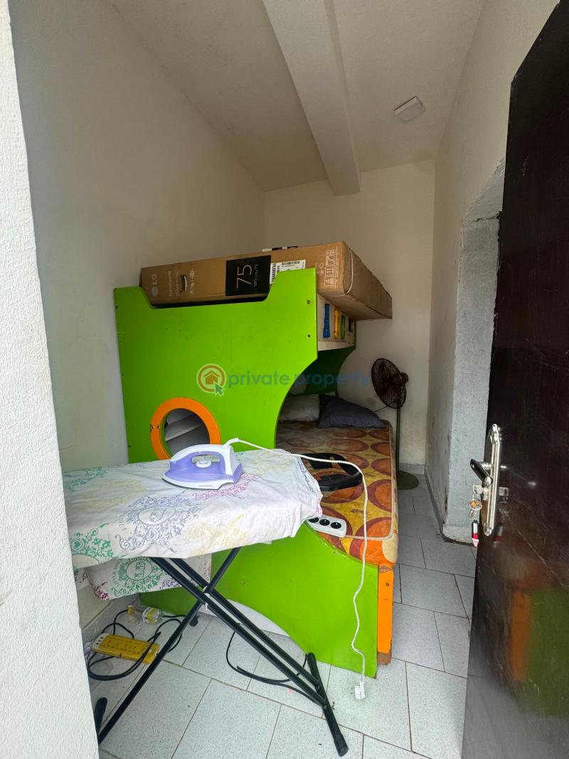 1 bedroom Room or Boys Quarter For Rent Lekki Phase 1 Lagos - 2