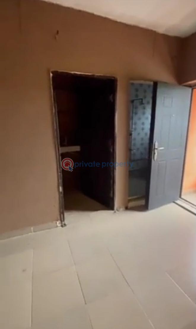Well maintained studio apartment - 4 1 bedroom Studio Apartment For Rent Rockstone Estate Badore Ajah Lagos - 4
