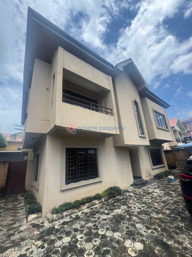 4 bedroom Detached Duplex For Sale Off Admiralty Road Lekki Phase 1 Lagos - 0
