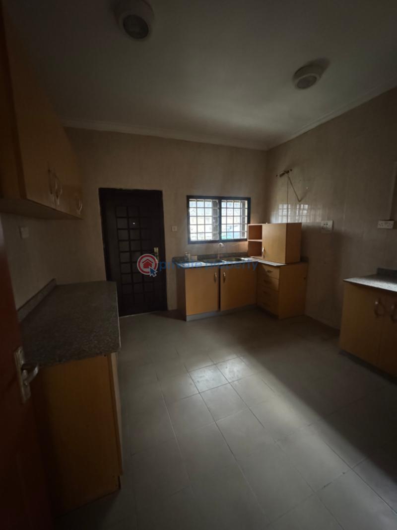 4 bedroom Detached Duplex For Sale Off Admiralty Road Lekki Phase 1 Lagos - 2