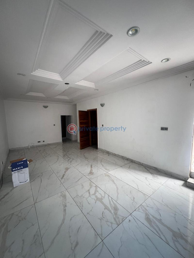 Well maintained, tastefully fully serviced 2 bedroom. - 3 2 bedroom Block Of Flats For Rent Lekki Phase 1 Lagos - 3