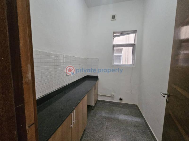 Well maintained waterfront 3 bedroom apartment with bq - 4 3 bedroom Block Of Flats For Sale Banana Island Ikoyi Lagos - 4