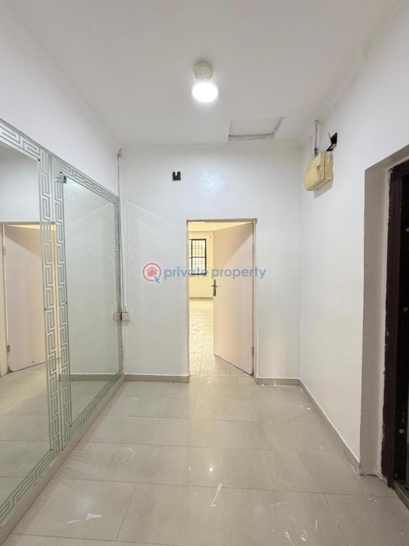4 bedroom Semi detached Duplex For Sale Lekki Phase 1 Lagos - 16