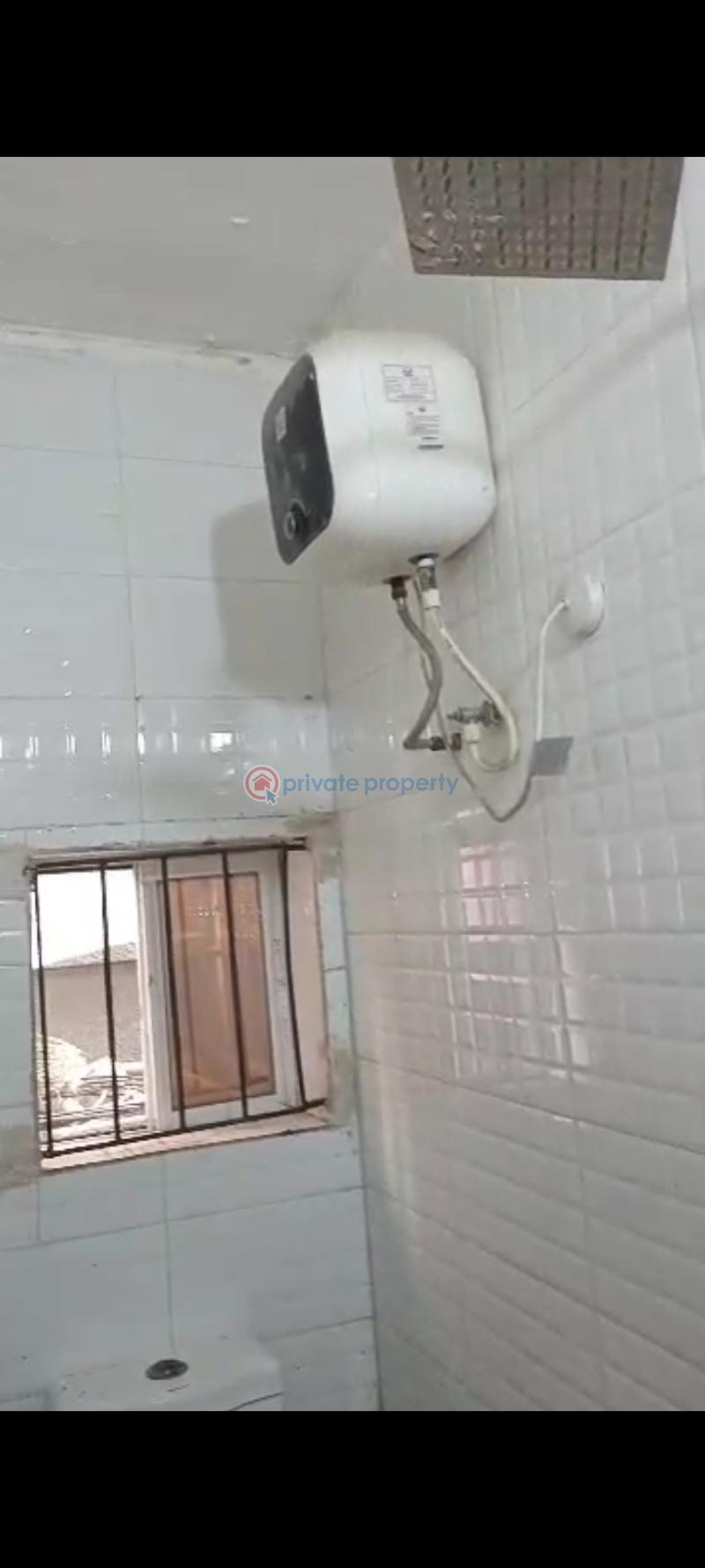 2 bedroom Block Of Flats For Rent Estate Chevron Drive Lekki Lagos - 11