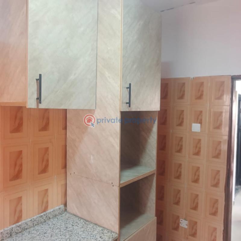 2 bedroom Block Of Flats For Rent Heritage Sharpcorner Oluyole Estate Oluyole Estate Ibadan Oyo - 0