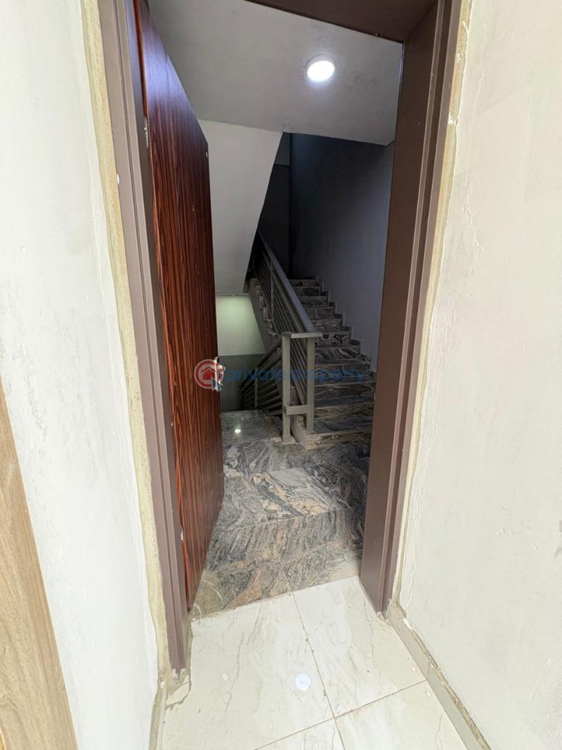 3 bedroom Shared Apartment For Sale Lekki Lagos - 8