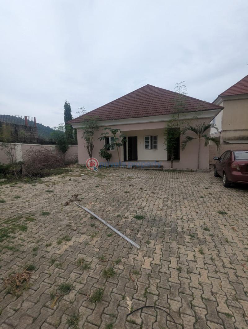 5 bedroom Semi detached Duplex For Rent Diplomatic Area Katampe Ext. Abuja Phase 2  - 2