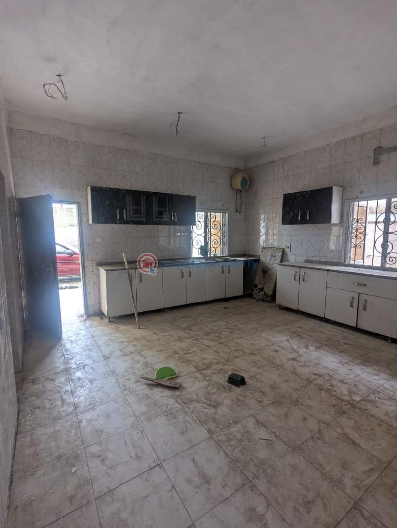 5 bedroom Semi detached Duplex For Rent Diplomatic Area Katampe Ext. Abuja Phase 2  - 5