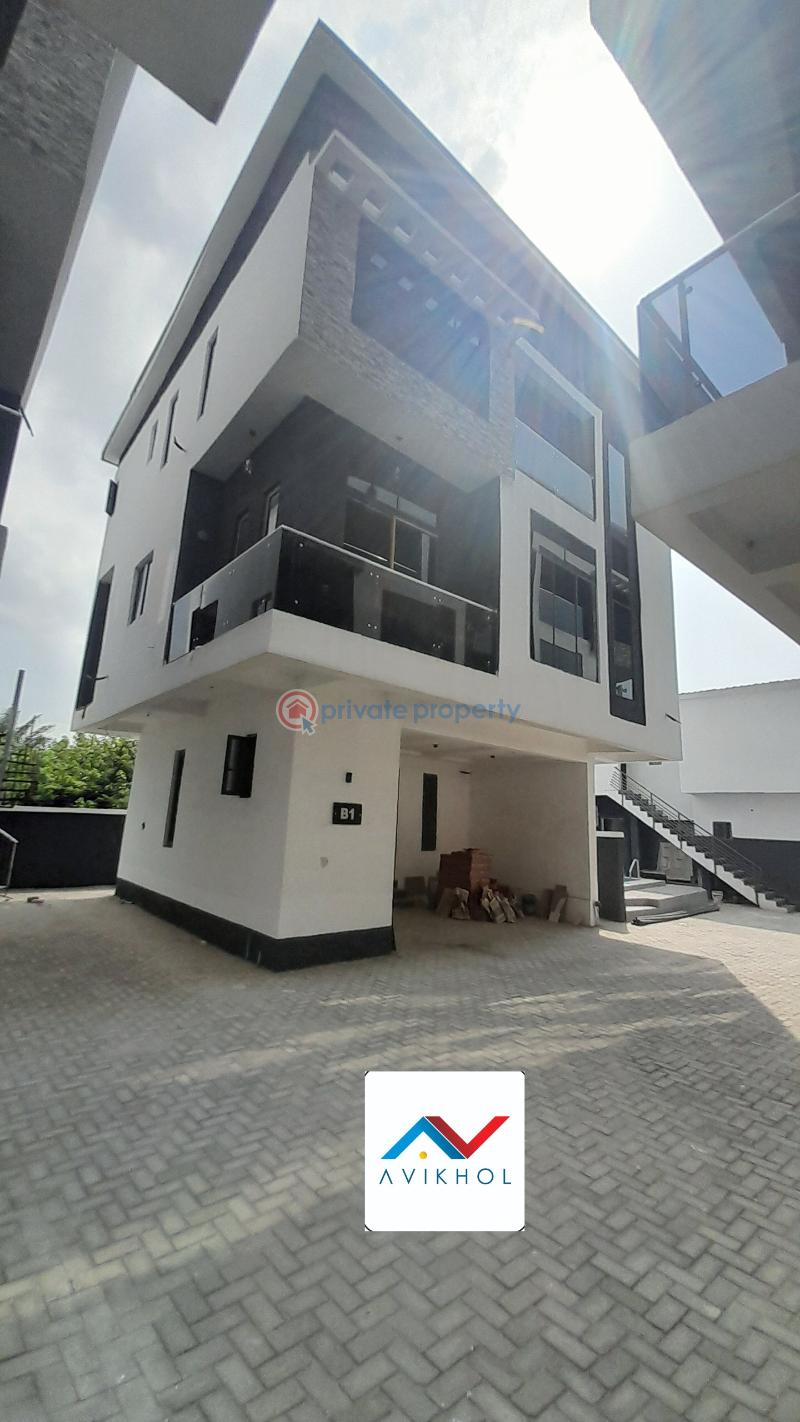 Well serviced contemporary 5 bedroom semi-detached duplexes. - 2 5 bedroom Semi detached Duplex For Sale Atlantic Nominee Estate Before Lbs Ajah Lagos - 2