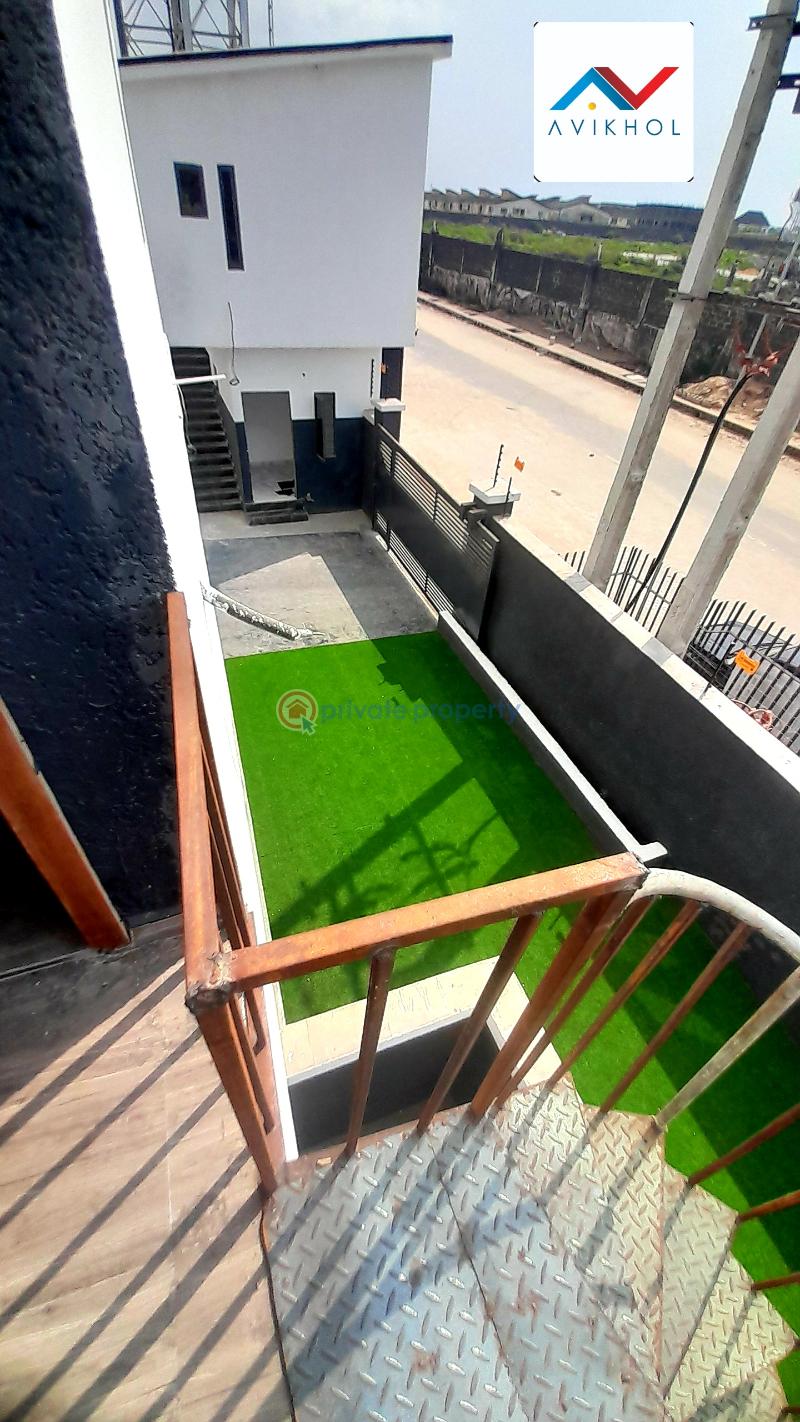 Well serviced contemporary 5 bedroom semi-detached duplexes. - 6 5 bedroom Semi detached Duplex For Sale Atlantic Nominee Estate Before Lbs Ajah Lagos - 6