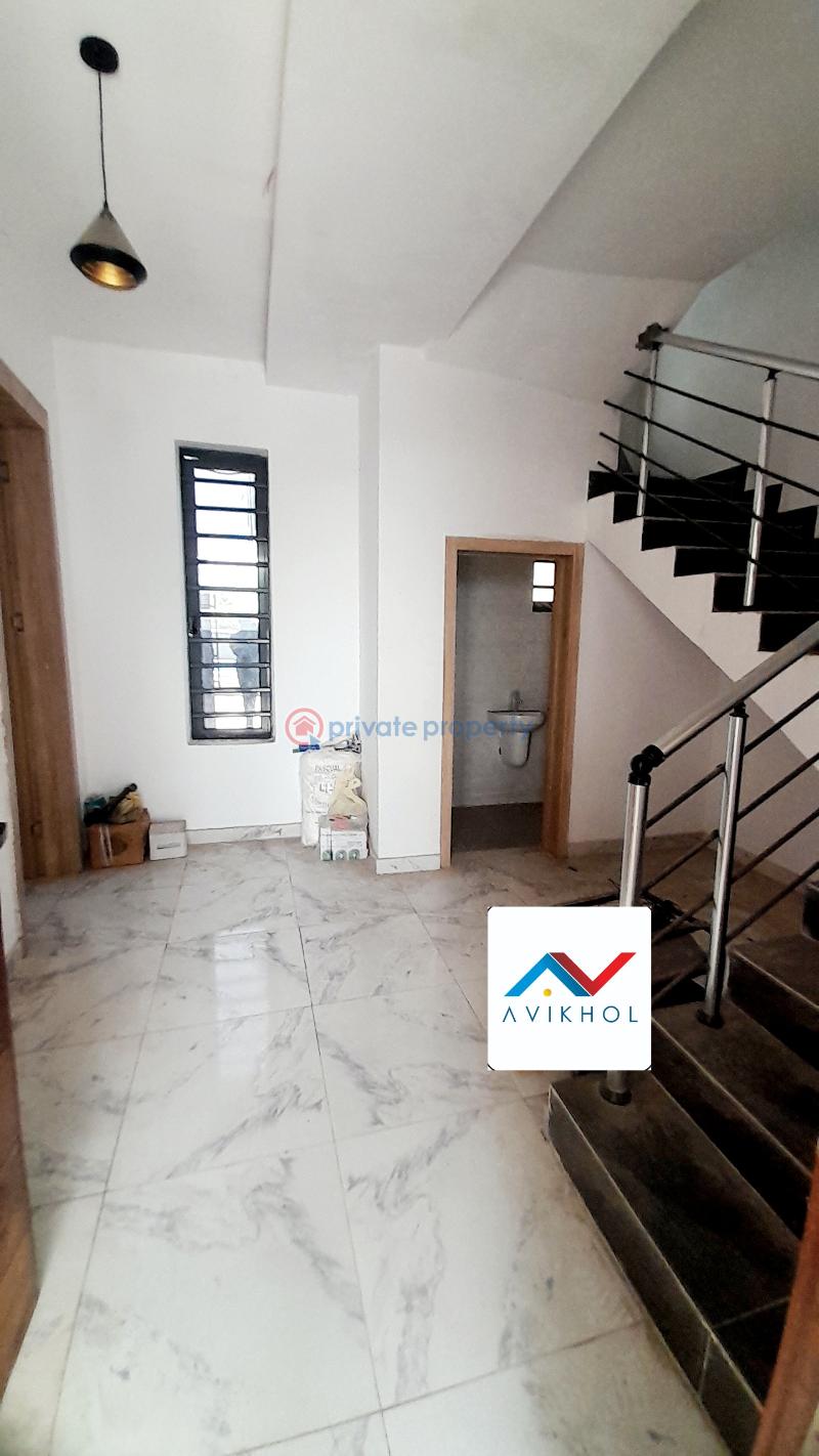 Well serviced contemporary 5 bedroom semi-detached duplexes. - 7 5 bedroom Semi detached Duplex For Sale Atlantic Nominee Estate Before Lbs Ajah Lagos - 7