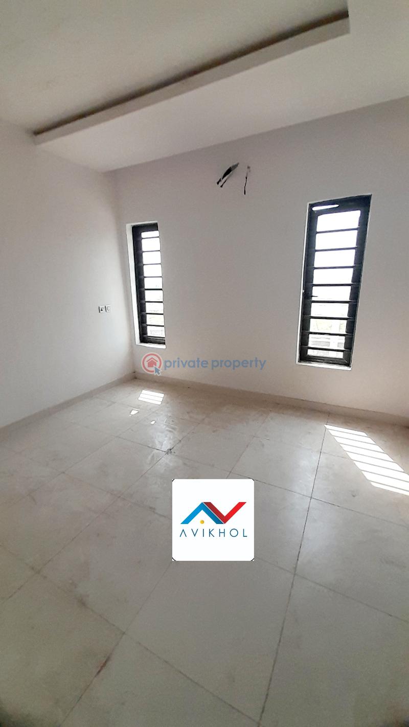 Well serviced contemporary 5 bedroom semi-detached duplexes. - 29 5 bedroom Semi detached Duplex For Sale Atlantic Nominee Estate Before Lbs Ajah Lagos - 29