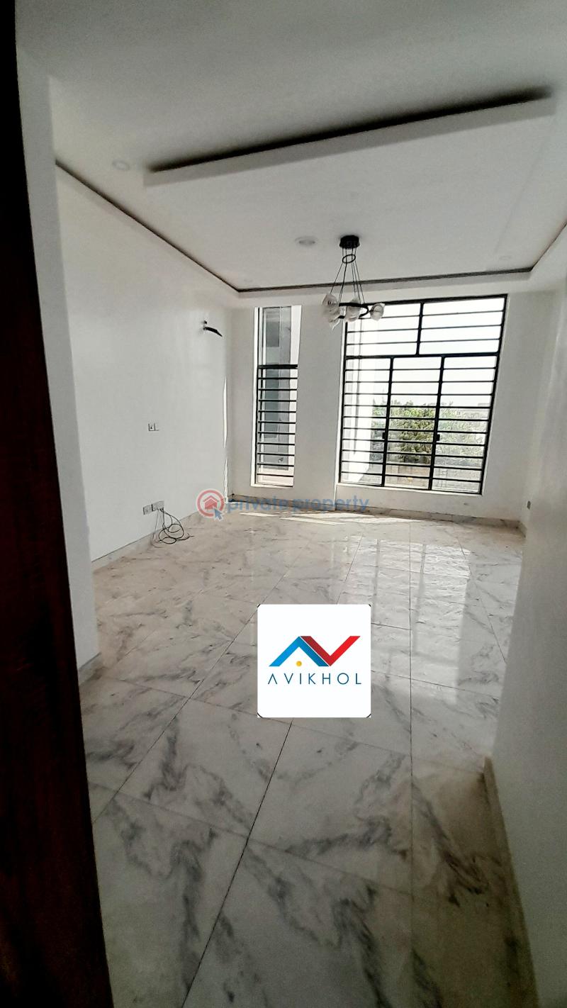 Well serviced contemporary 5 bedroom semi-detached duplexes. - 14 5 bedroom Semi detached Duplex For Sale Atlantic Nominee Estate Before Lbs Ajah Lagos - 14
