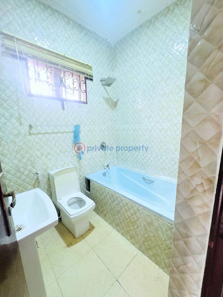 Well spacious 4-bedroom detached house - 13 4 bedroom Detached Duplex For Rent Lekki Phase 1 Lagos - 13