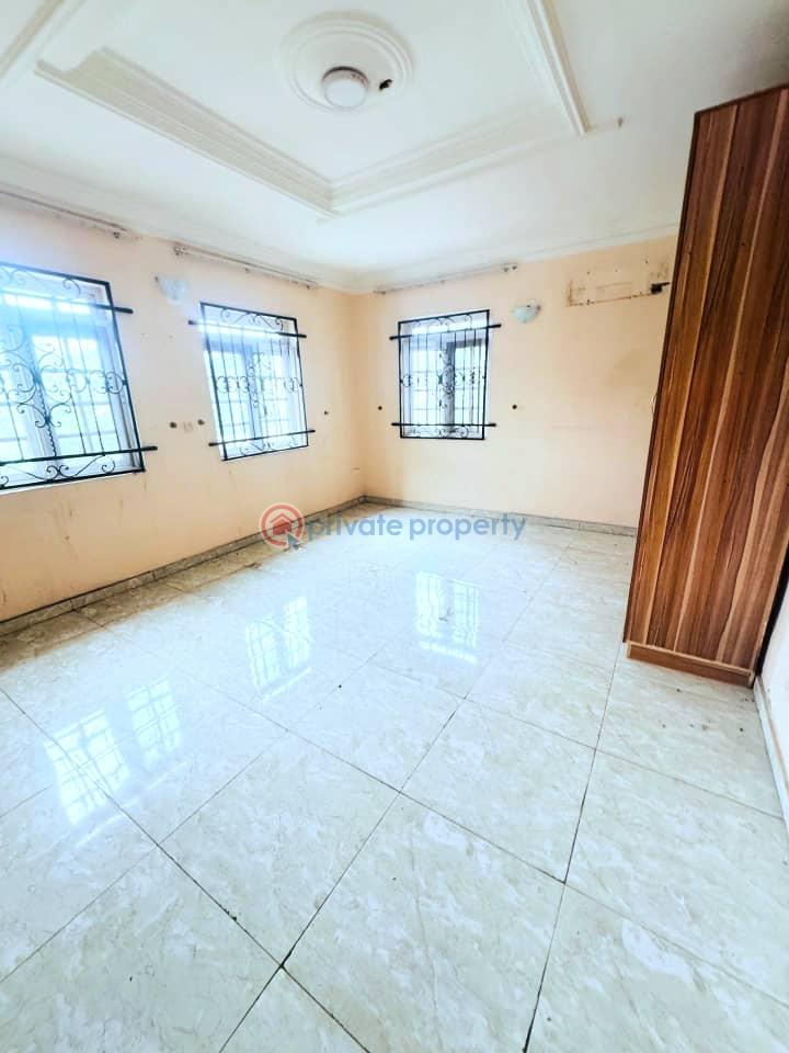 Well spacious 4-bedroom detached house - 6 4 bedroom Detached Duplex For Rent Lekki Phase 1 Lagos - 6