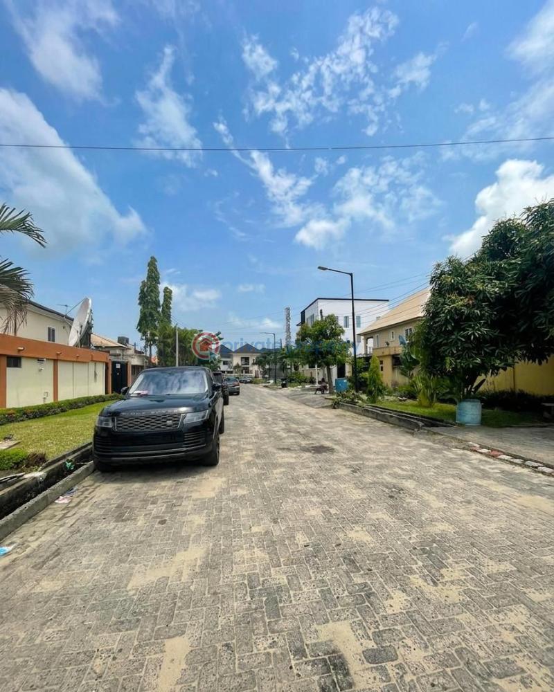 1 bedroom Self Contain For Rent Lekki Proper Lekki Phase 1 Lagos - 2