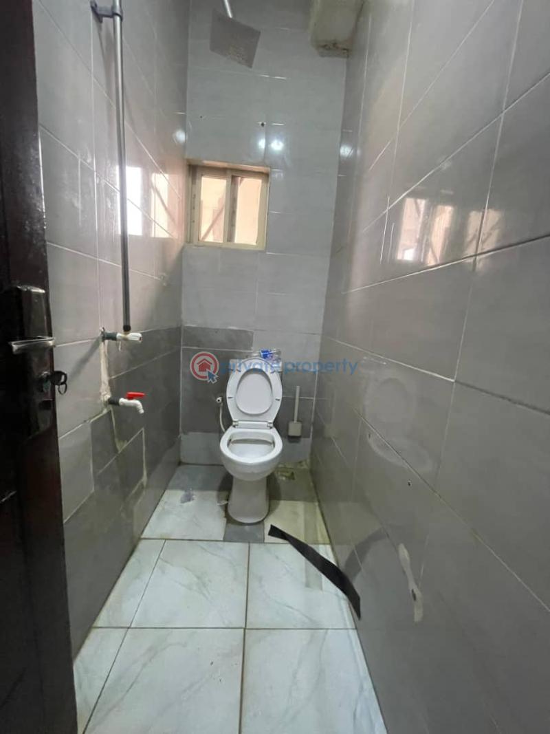 1 bedroom Block Of Flats For Rent Canal West Osapa Lekki Lagos - 3