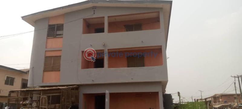 10 bedroom House For Sale Ikotun Egbe Ikotun/Igando Lagos - 3
