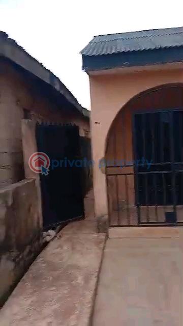 2 bedroom Bungalow For Sale Oshin Ishefun Road Ayobo Ayobo Ipaja Lagos - 4