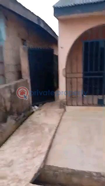 2 bedroom Bungalow For Sale Oshin Ishefun Road Ayobo Ayobo Ipaja Lagos - 1